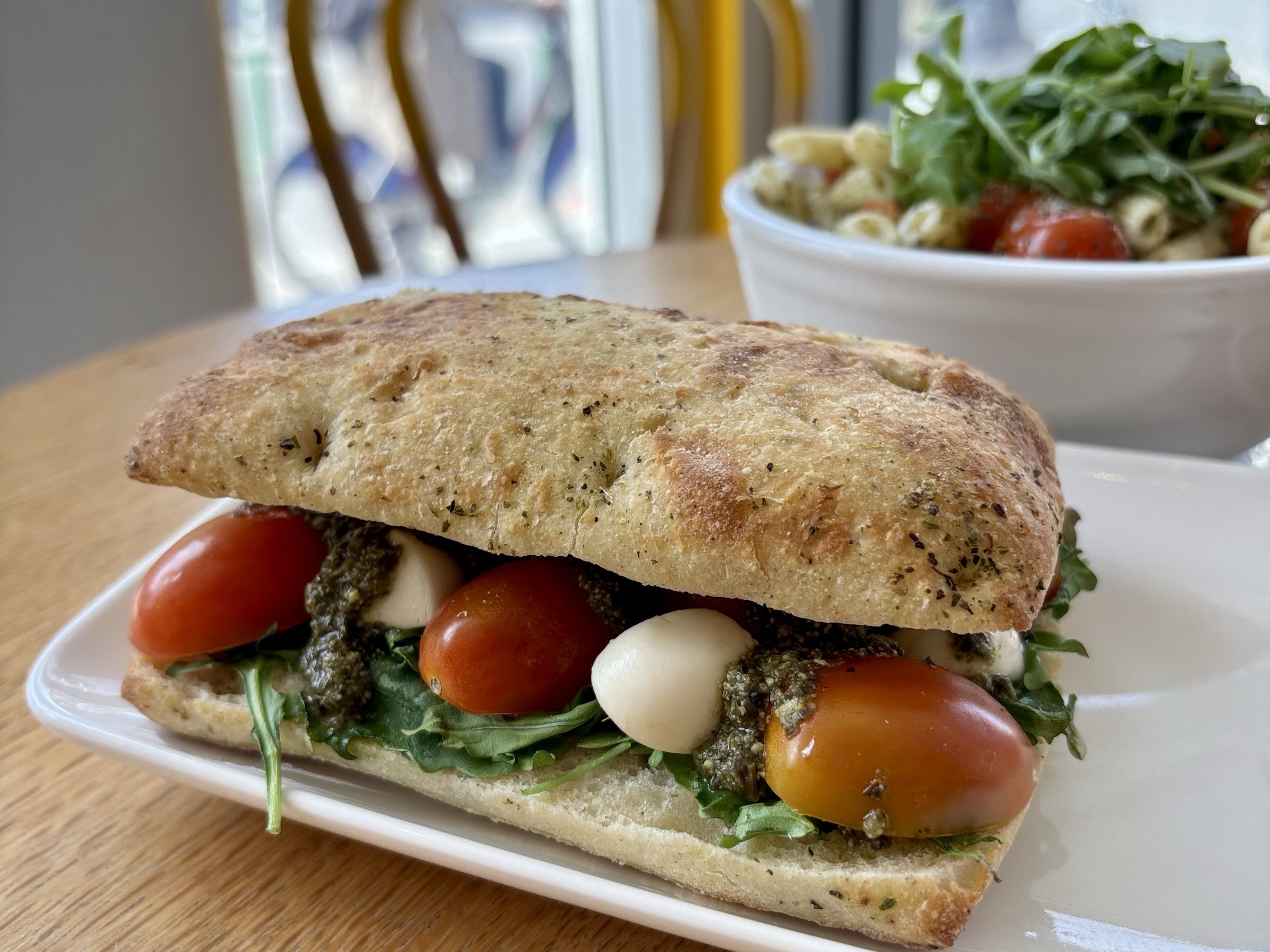 Columbus Café lance un menu estival aux saveurs italiennes